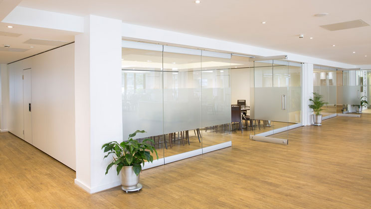 glass partitions for office
